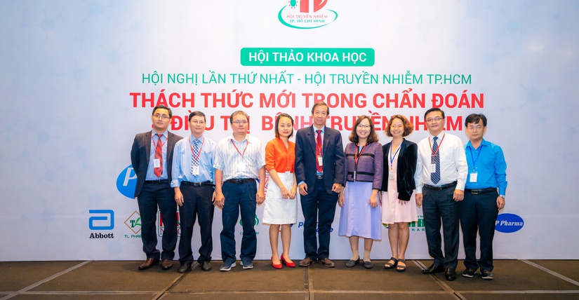 Báo cáo Hội nghị lần thứ 1